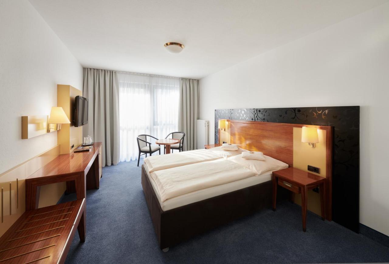 Stadthotel Am Wasen Stuttgart Exterior photo