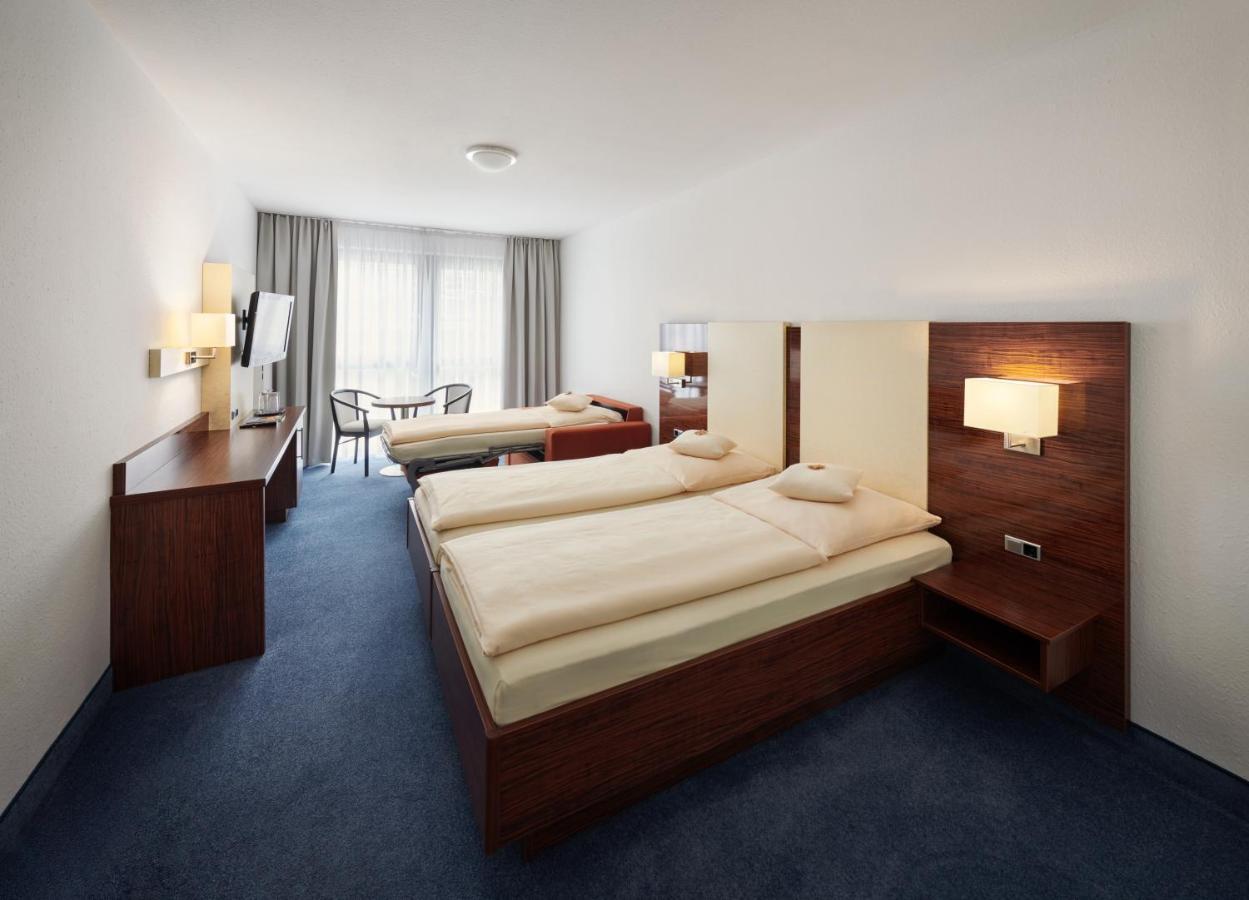 Stadthotel Am Wasen Stuttgart Exterior photo
