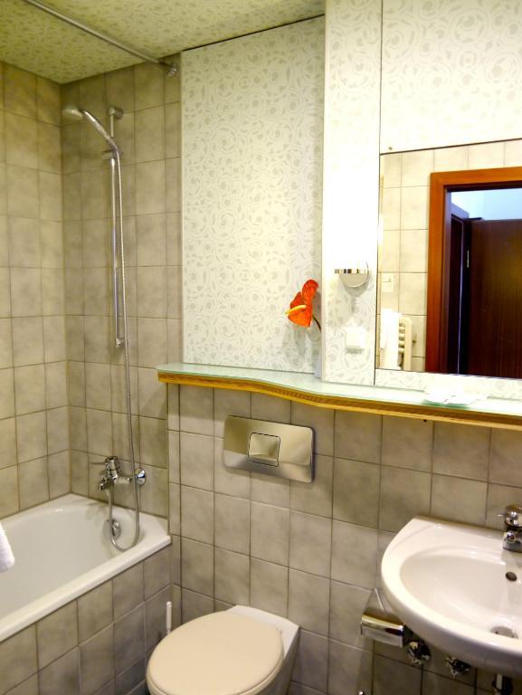 Stadthotel Am Wasen Stuttgart Room photo